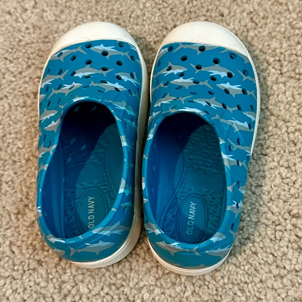 Old Navy Kids Blue Shark Print Shoes
